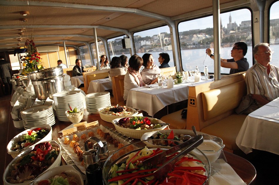 Lunch & Cruise 2 pm on the Danube Budapest