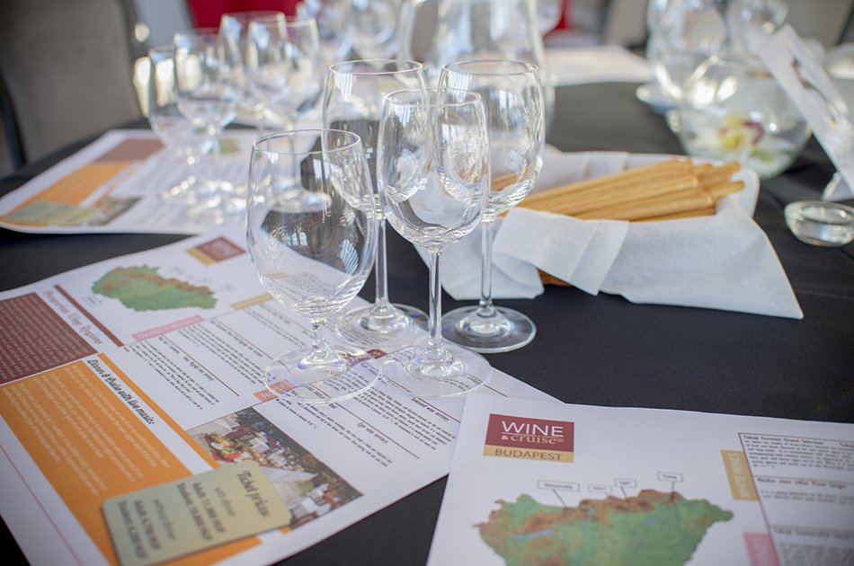 Organ Concert Plus Dinner & Cruise in Budapest