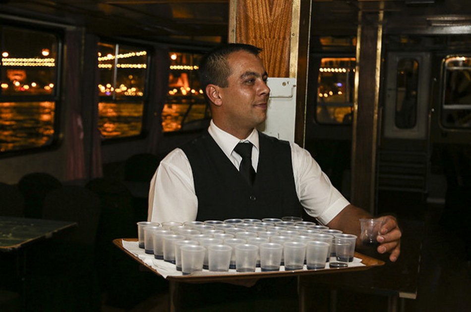 Party & Cruise - Pub Crawl (optional) - Budapest