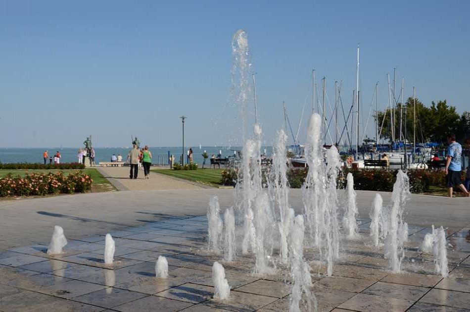 Private Lake Balaton & Herend Tour