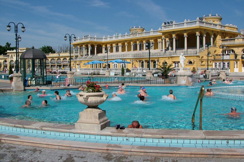 Széchenyi SPA - Skip the line Tickets with Optional Pick Up in Budapest