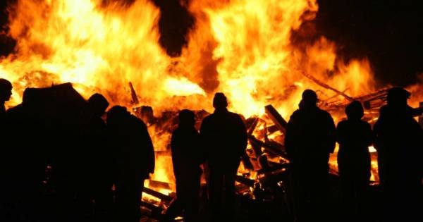 Bonfire on New Year’s Eve in Reykjavik