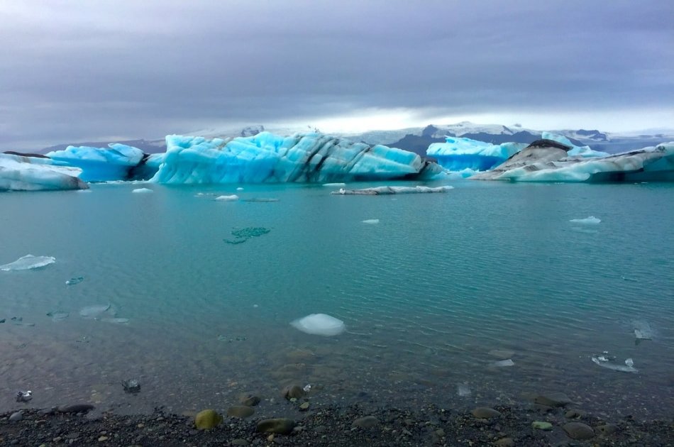 Jökulsárlón -The glacier lagoon