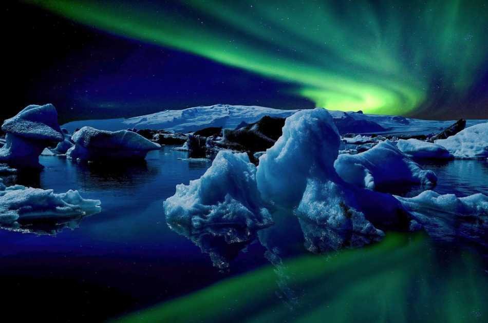 secret-lagoon-northern-lights-hunt