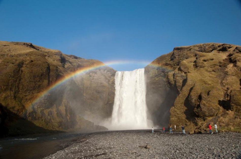 South Iceland & Black Sand Beach Private Tour