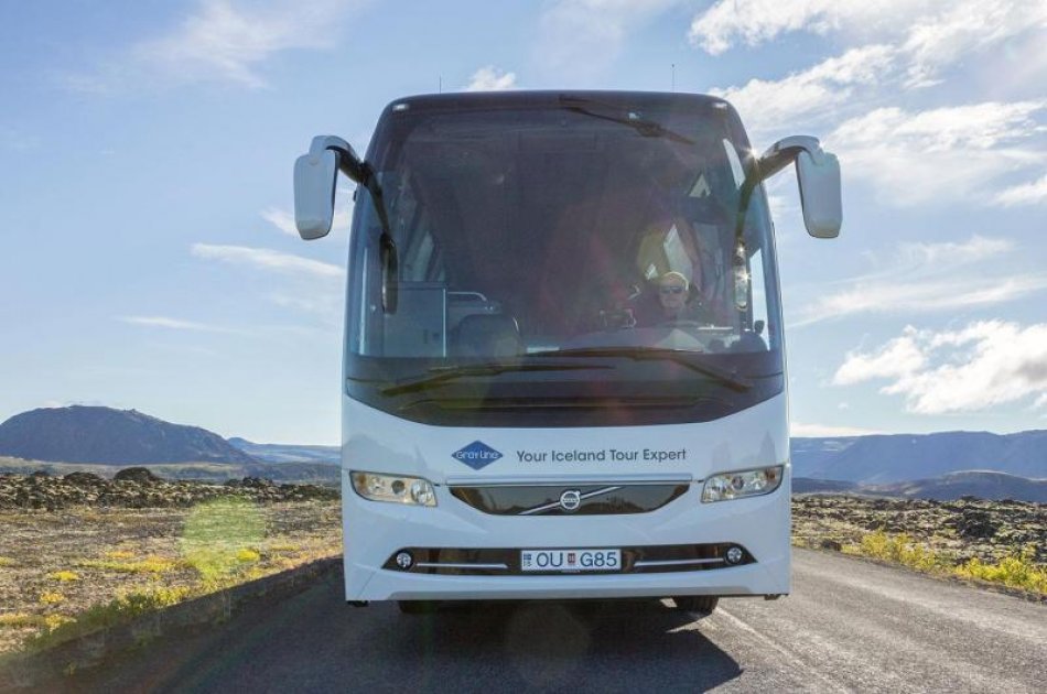 Transfer from Keflavik Airport to Reykjavik Hotels