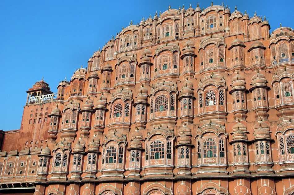 14 Day Golden Triangle With Delhi, Mumbai, Goa & Varanasi