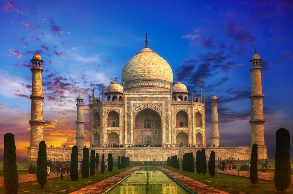 2 Days Taj Mahal, Elephant and Bear Rescue Centre Private Tour From Delhi