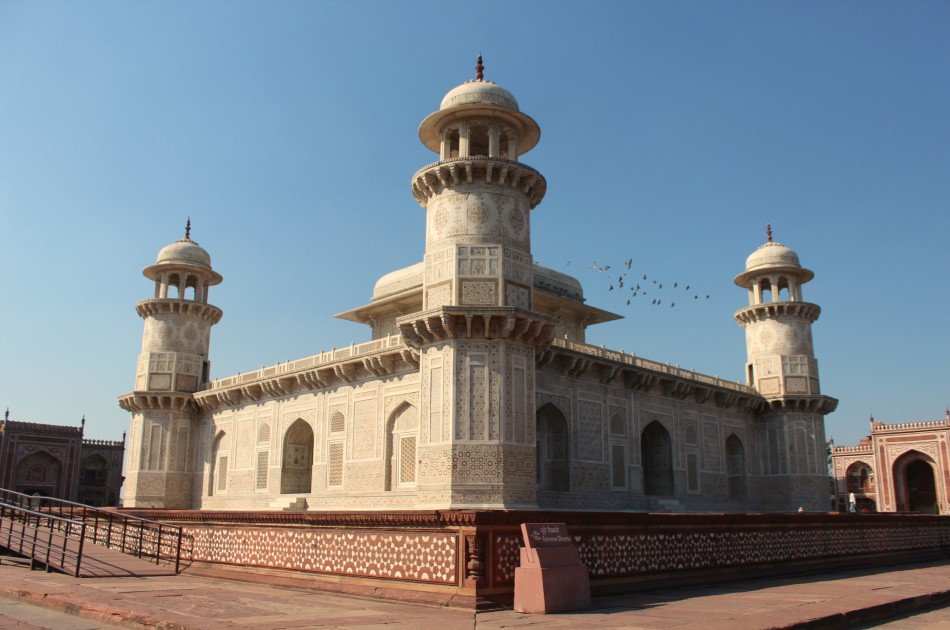 3 Day Golden Triangle Private Tour with 3 Star Hotel Including Monument Fees