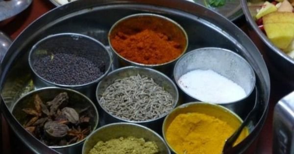 3 Hours Authentic Indian  Cooking Classes at Local Home