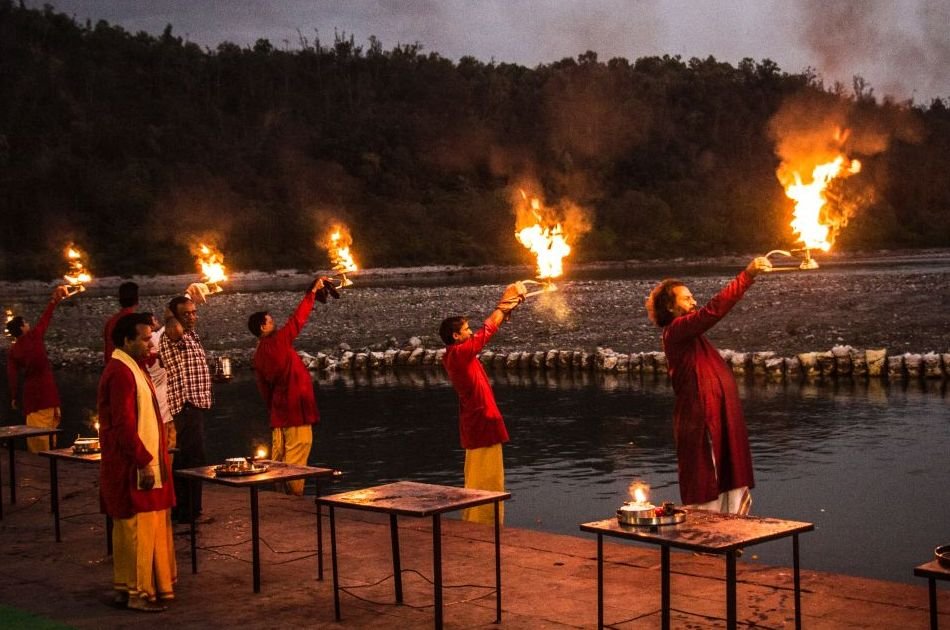 4 Days Agra with Haridwar & Rishikesh Trip from Delhi by Private Car