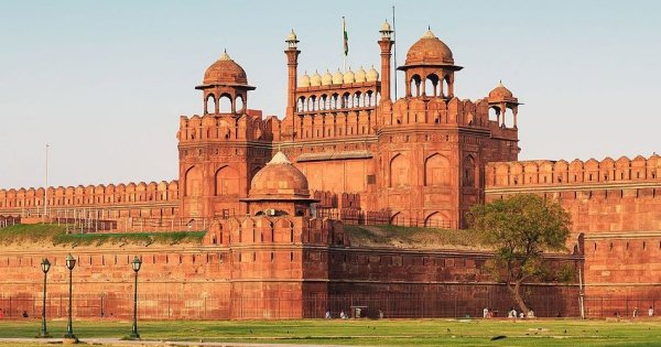 5 Days Golden Triangle Tour - An Amazing Delhi Agra Jaipur Trip