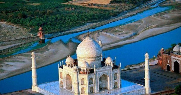 5-Days Golden Triangle Tour from Delhi by Private Car