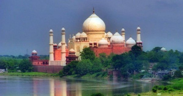 7 Day Delhi, Jaipur, Agra with Varanasi Tour