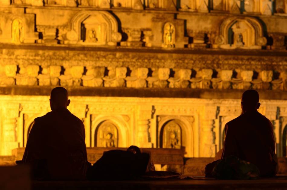 8 Days Private Luxury  Golden Triangle With Varanasi