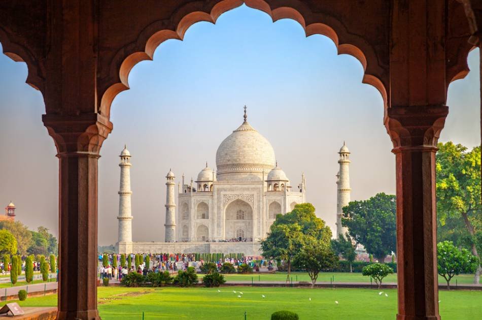 8 Days Private Luxury  Golden Triangle With Varanasi