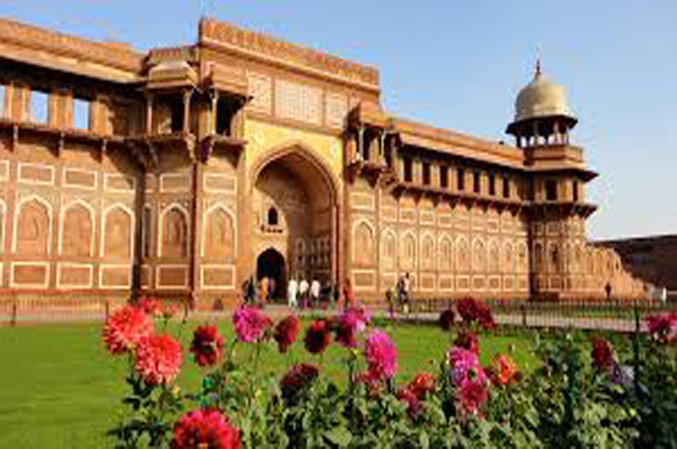 Agra Private Sightseeing Tour with Fatehpur Sikri