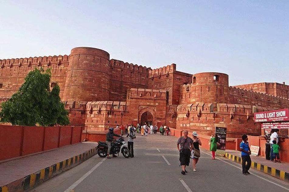 Agra Private Sightseeing Tour with Fatehpur Sikri