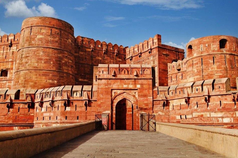 Delhi, Agra and Jaipur from Pune with One-way Flight 3-Day Golden Triangle Private Tour