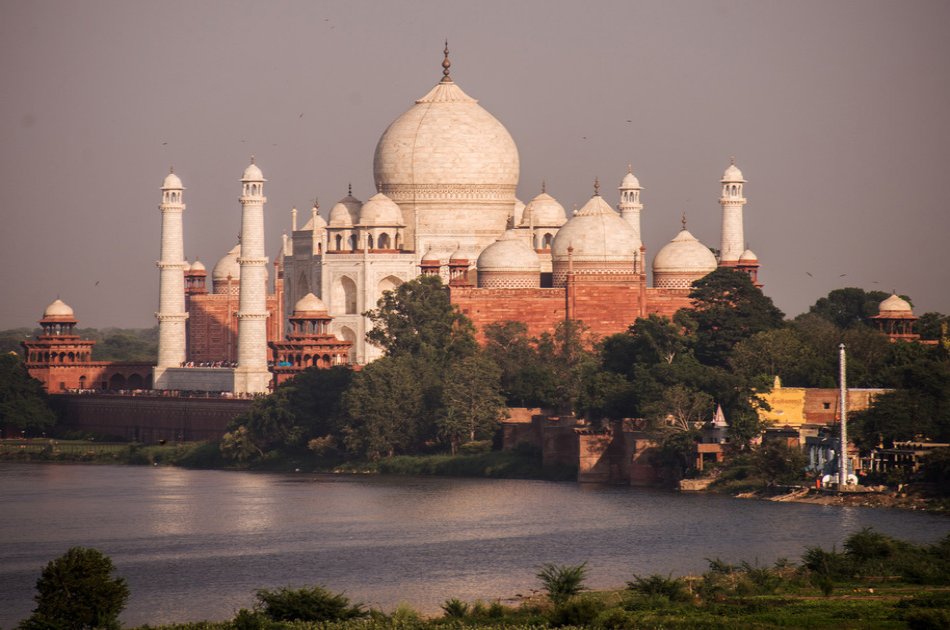 Delhi Agra Same Day By Car with Heritage City Walk Private Tour
