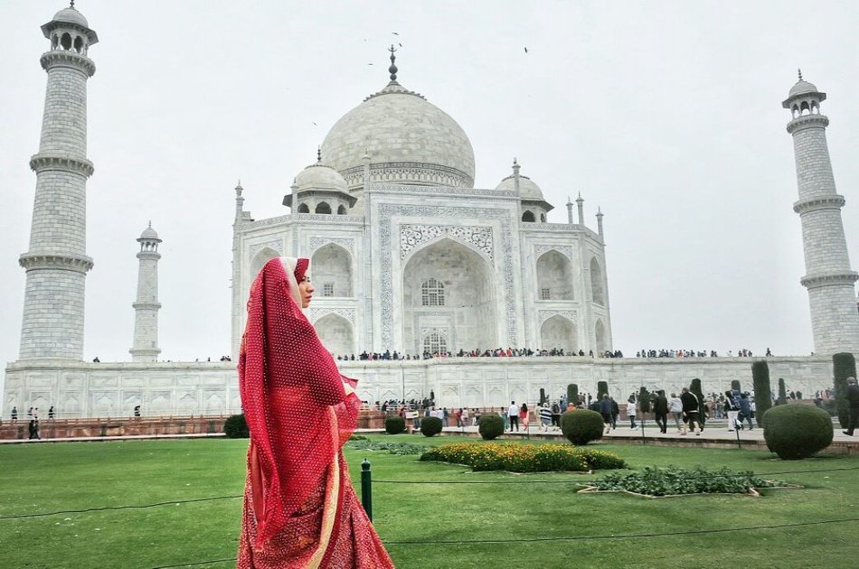 Delhi Agra Same Day By Car with Heritage City Walk Private Tour