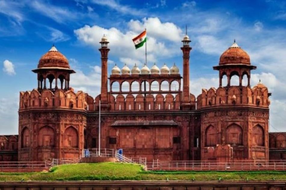 Explore Agra From Delhi And Drop At Jaipur With Transport