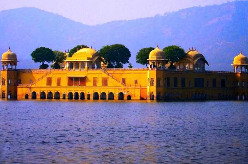 Full-Day Jaipur City Tour Including Amber Fort and City Palace with Lunch