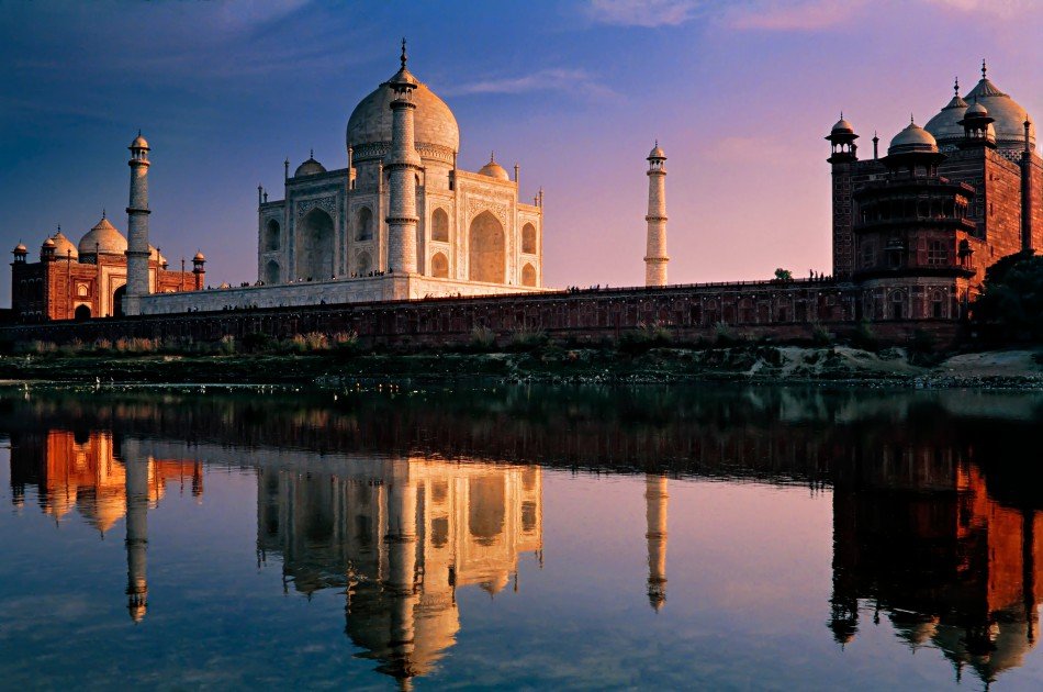 Full Day Taj Mahal & Agra Private Car Tour from Delhi