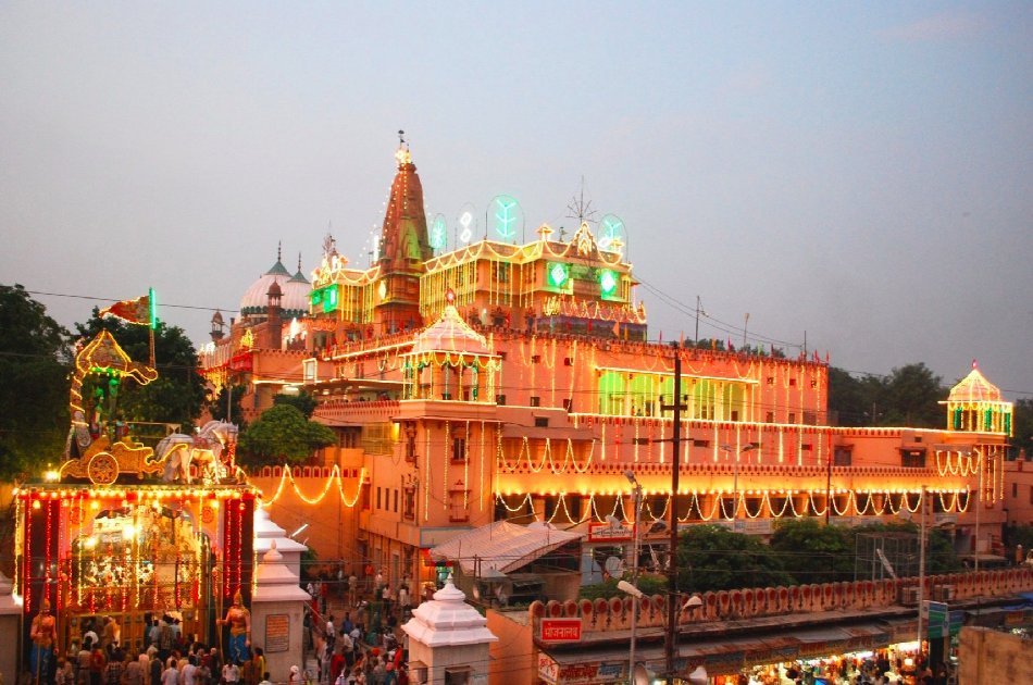 Full Day Trip to Vrindavan & Mathura from Delhi