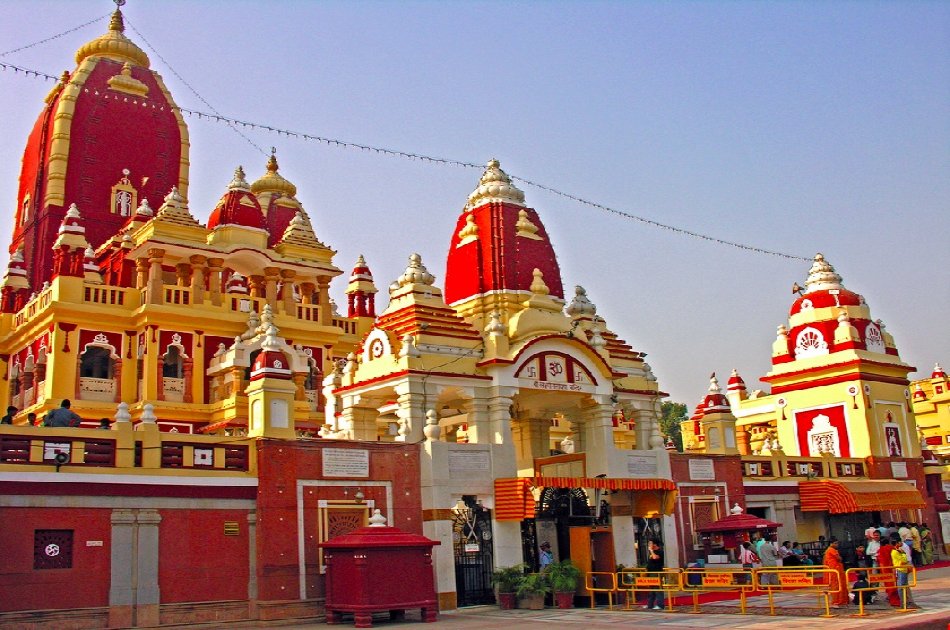 Full Day Trip to Vrindavan & Mathura from Delhi