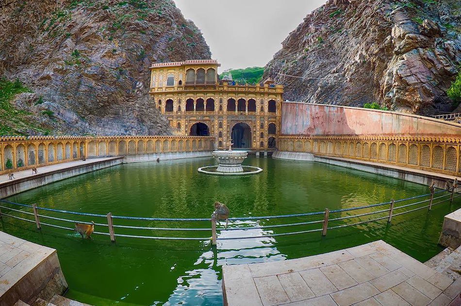 Jaipur Private Tour With Indian Family