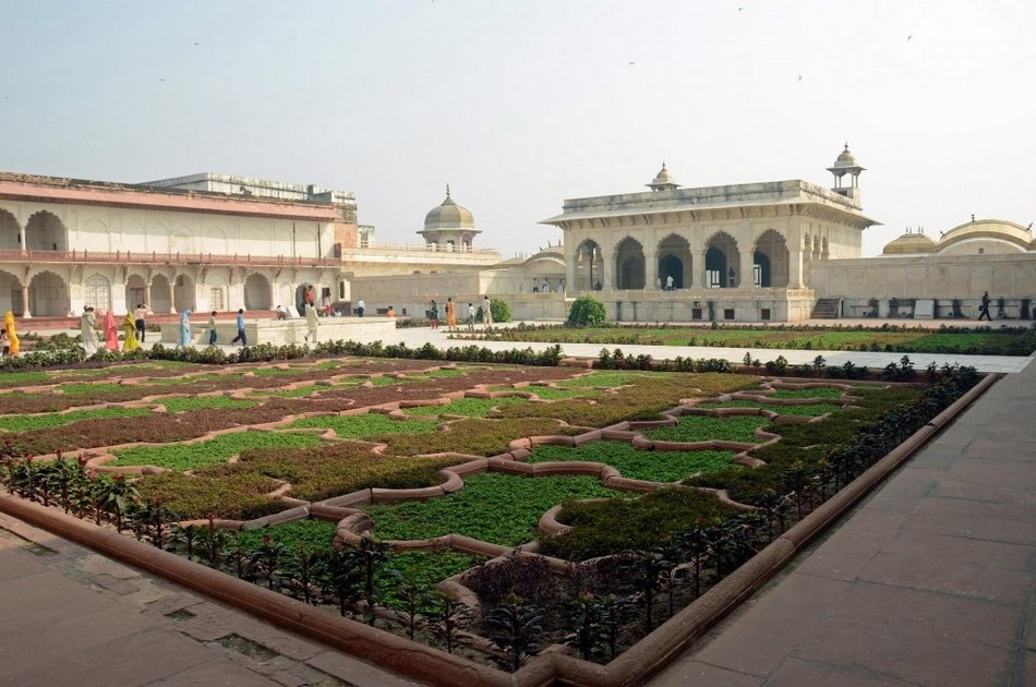 Private Agra Local Sightseeing Tour by Car and Driver