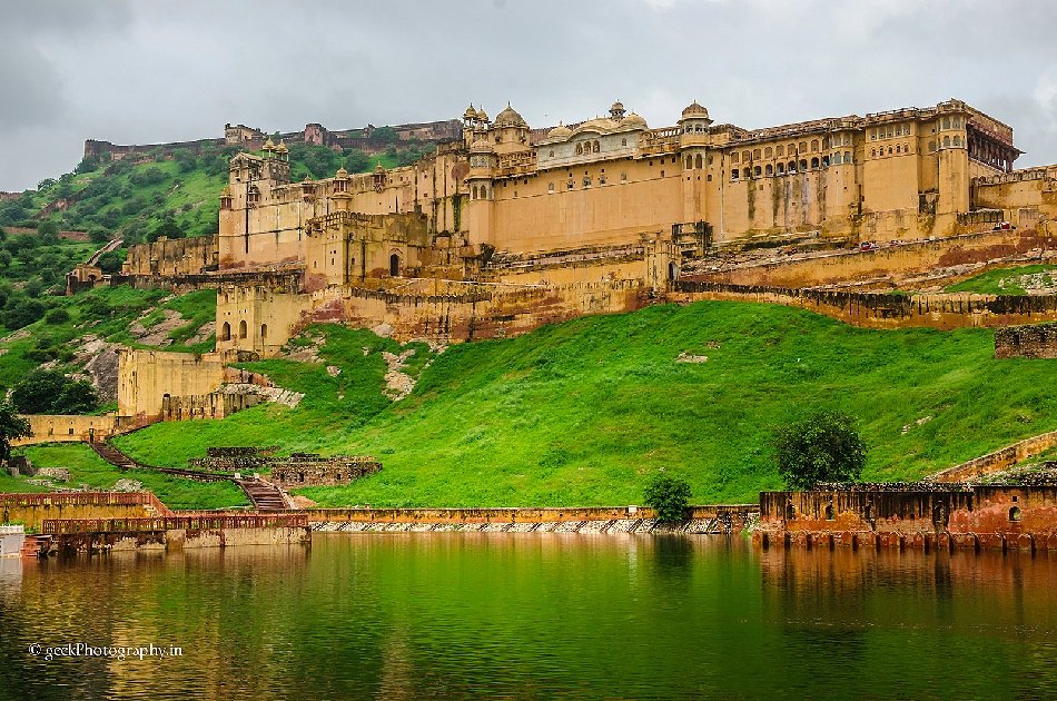Private Day Tour of Jaipur from Delhi