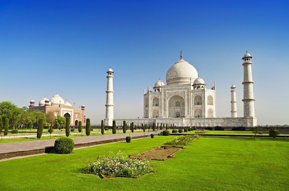 Private Sunrise tour of Taj Mahal and Agra fort