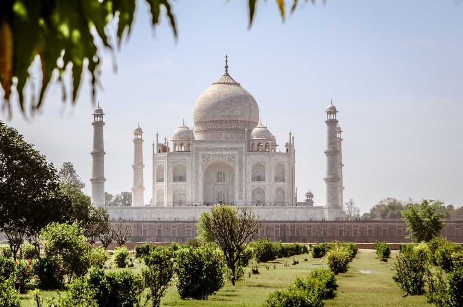 Private Taj Mahal & Agra Tour by Express Train From Delhi