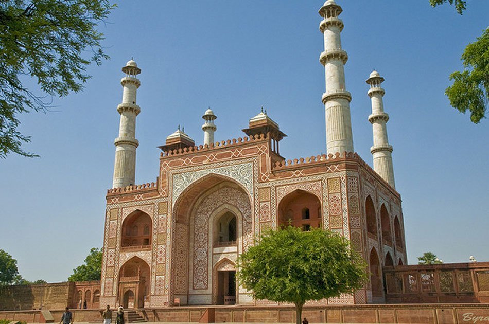 Private Taj Mahal & Agra Tour from Delhi by Car