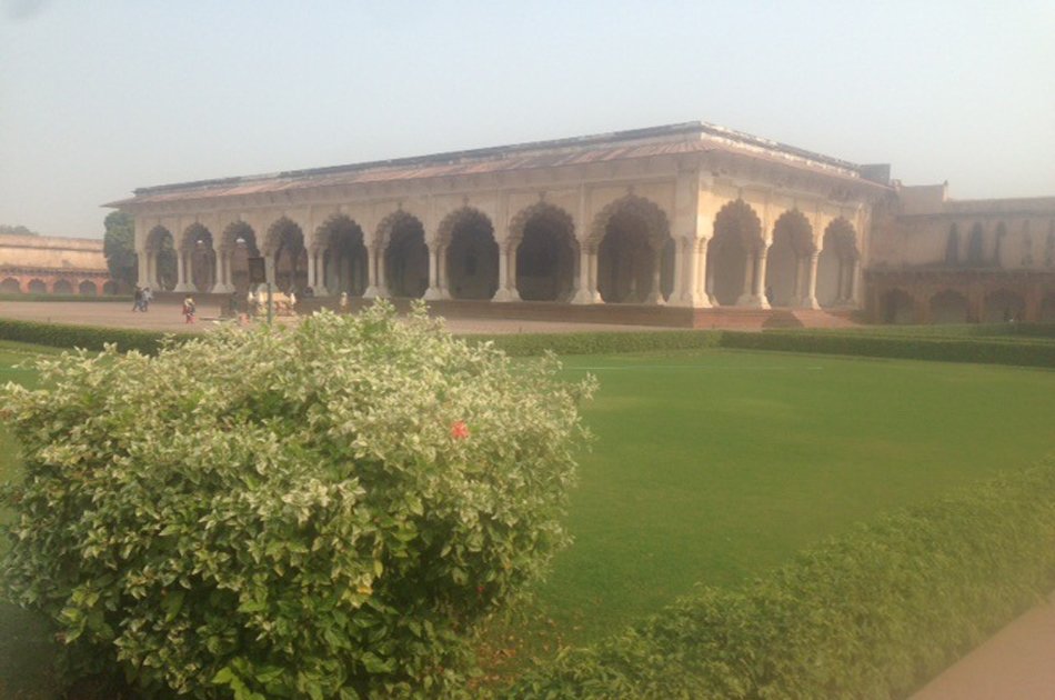 Private Taj Mahal Tour with Local Guide from Agra
