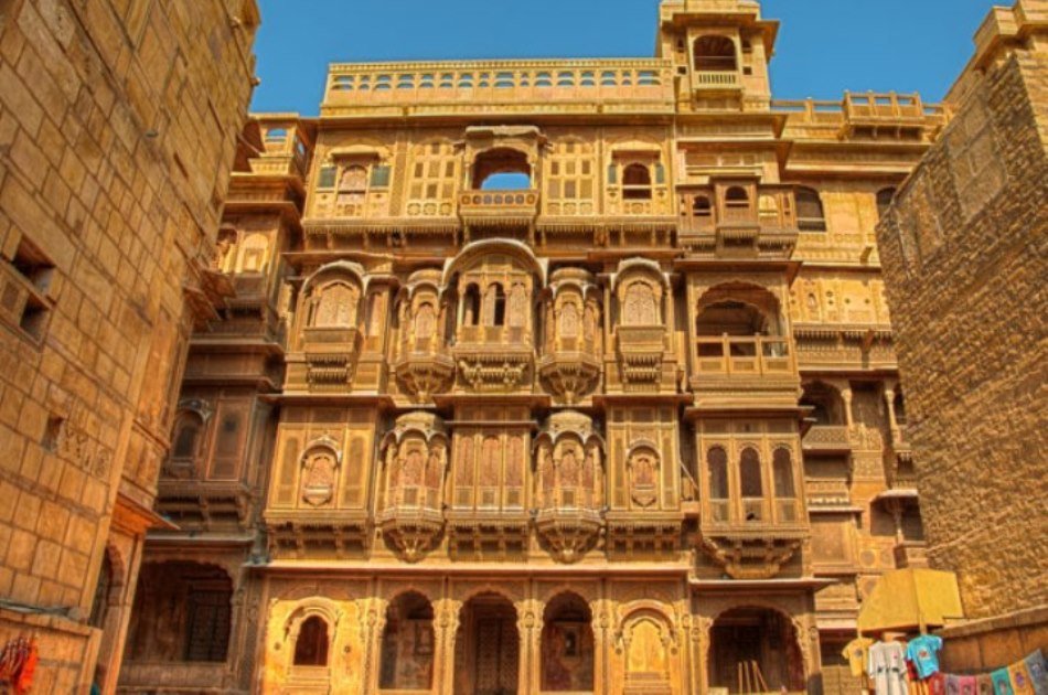 Private Transfer From Jaisalmer To Udaipur Via Ranakpur Jain Temple