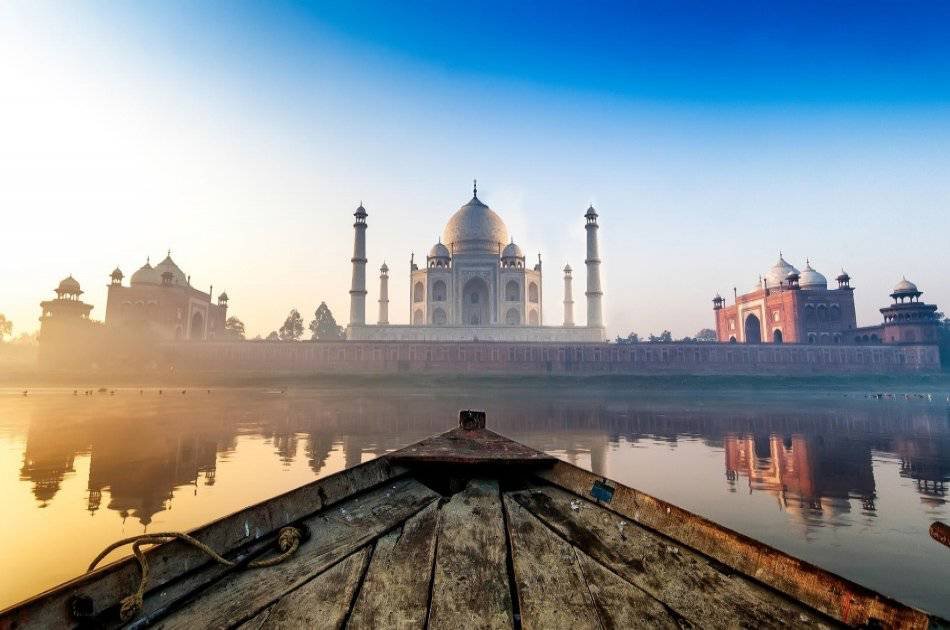Same Day Agra Tour By Car from Delhi