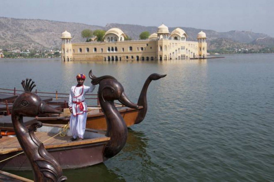 Same Day Jaipur Private Tour From Delhi By Car With Driver