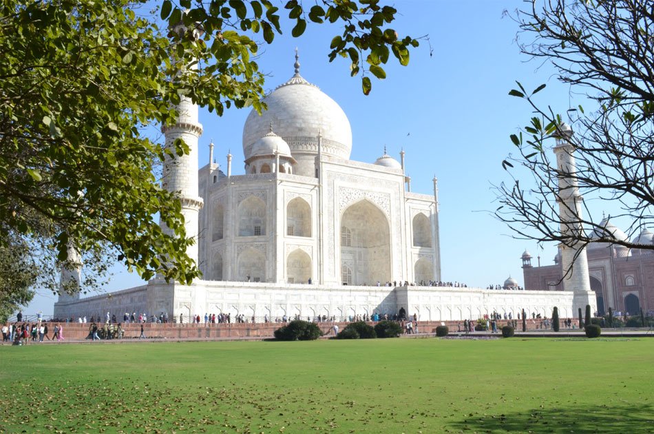 Same Day Taj Mahal Tour by Car From Delhi