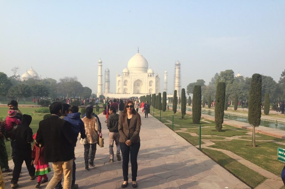 Same Day Taj Mahal Tour From Delhi by Car