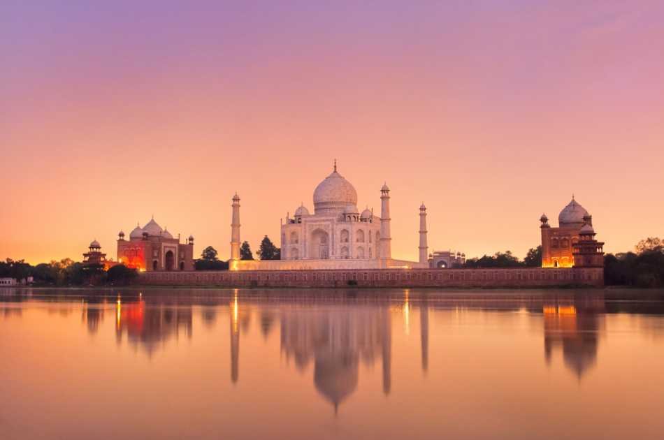 Taj Mahal Sunrise and Sunset Private Tour From Delhi