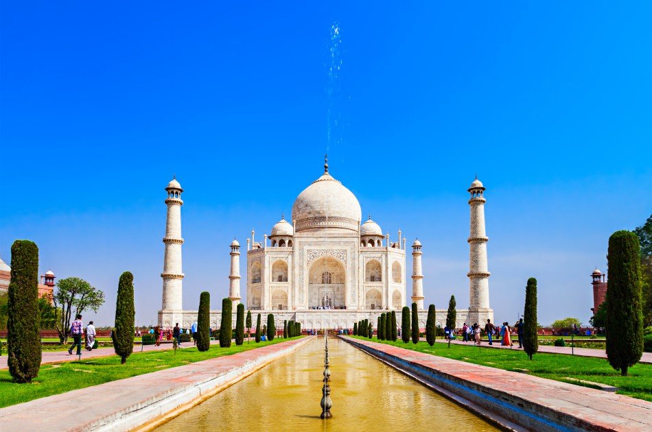 Taj Mahal Sunrise Private Tour from Delhi