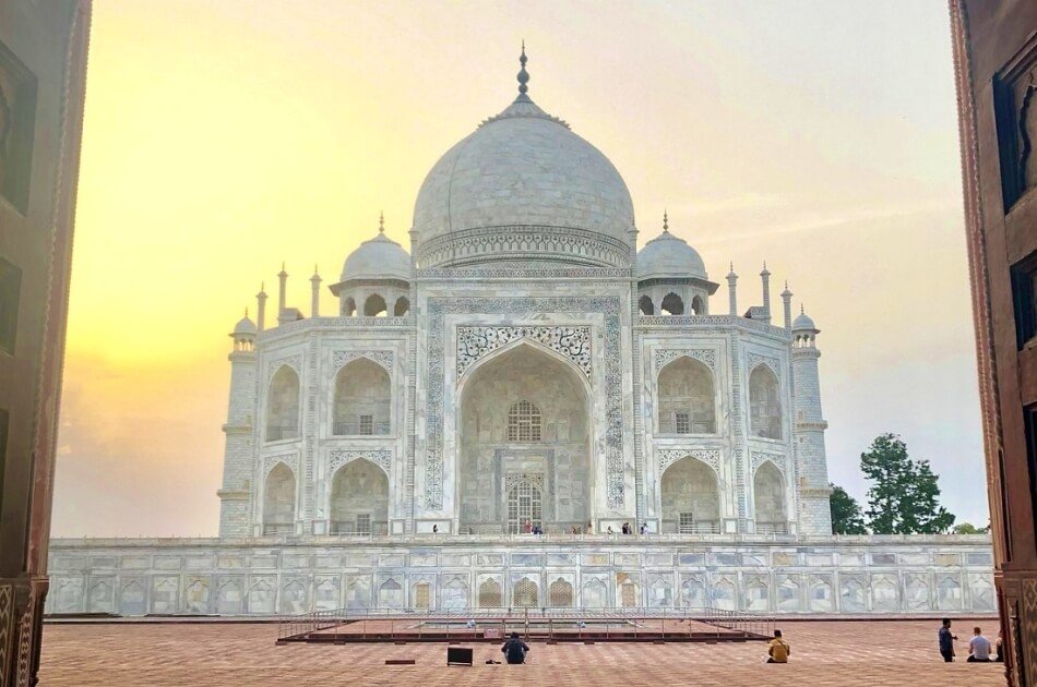 Taj Mahal Sunrise Tour From Delhi By Car - 11 hours