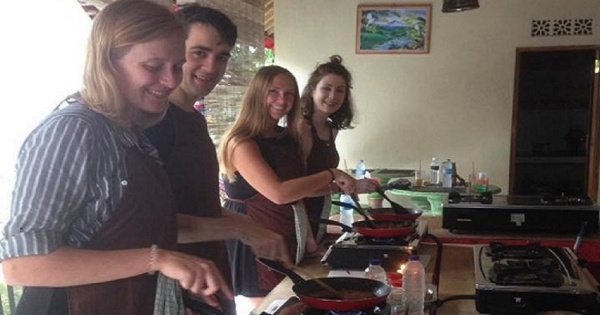 Afternoon Cooking Class in Ubud and Market Tours