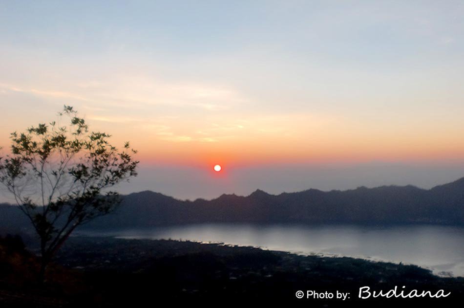 Bali Active Volcano & Sunrise Hiking