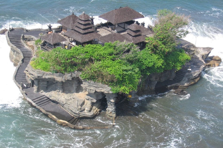 Bali Tanah Lot and Uluwatu Sunset Private Tour