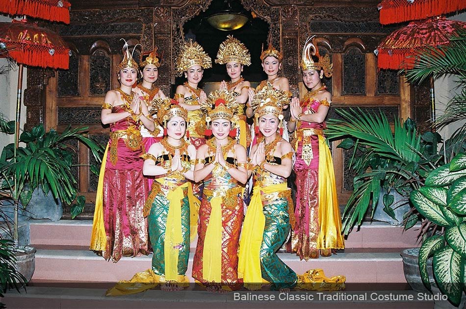 Balinese Traditional Costume Photo Shoot
