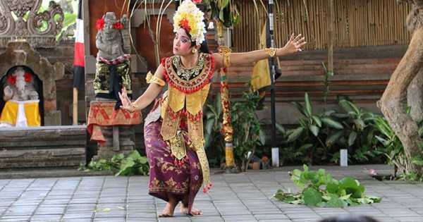 Barong and Trance Keris Dance Show & Tour